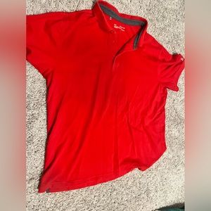 Red collar short sleeve